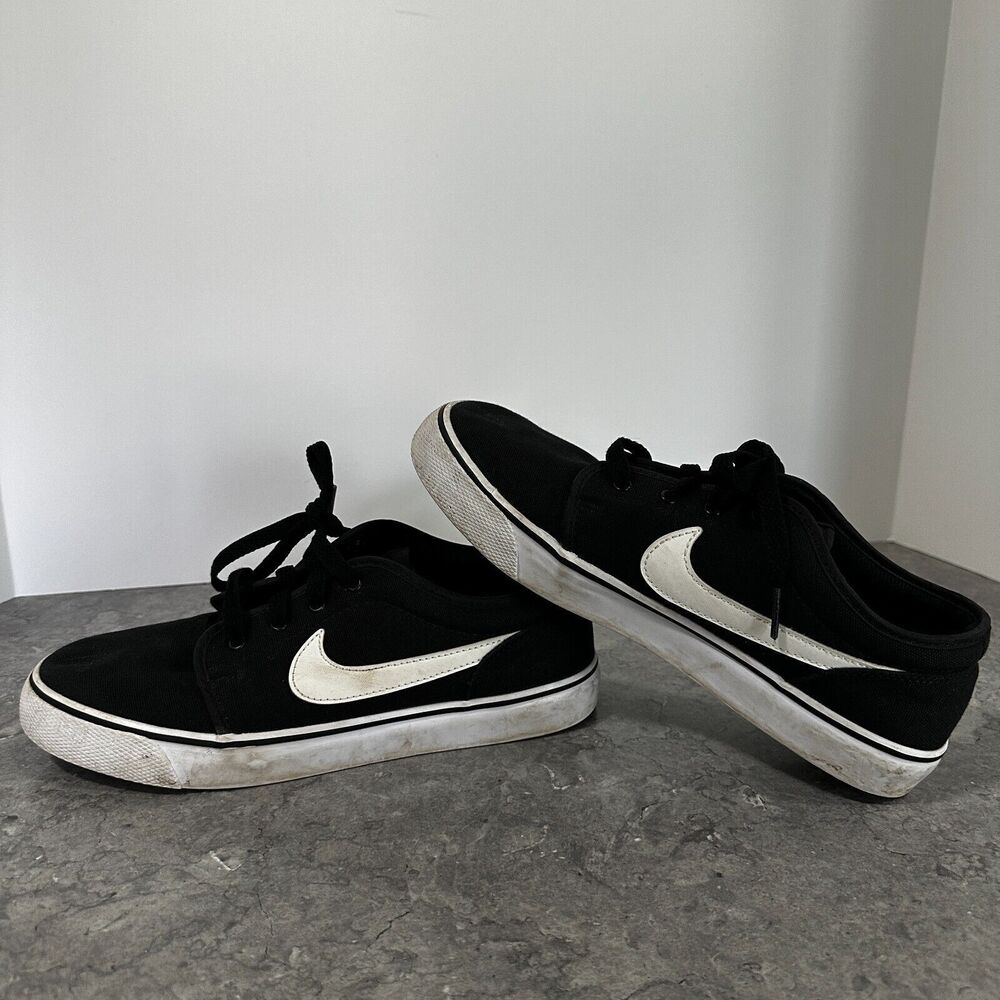 Nike Youth Toki Low Canvas Black/White Sneakers Size 7Y